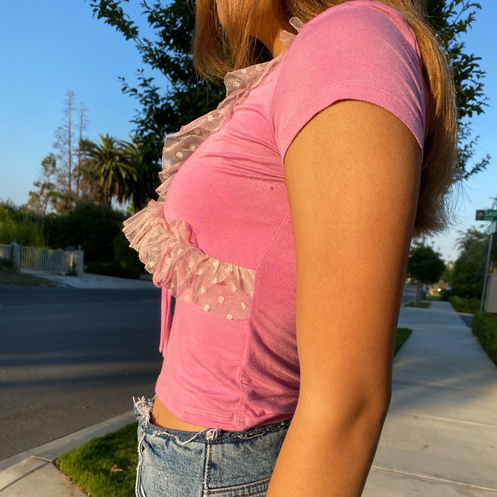 PINK RUFFLE BLOUSE - Picture 4 of 4